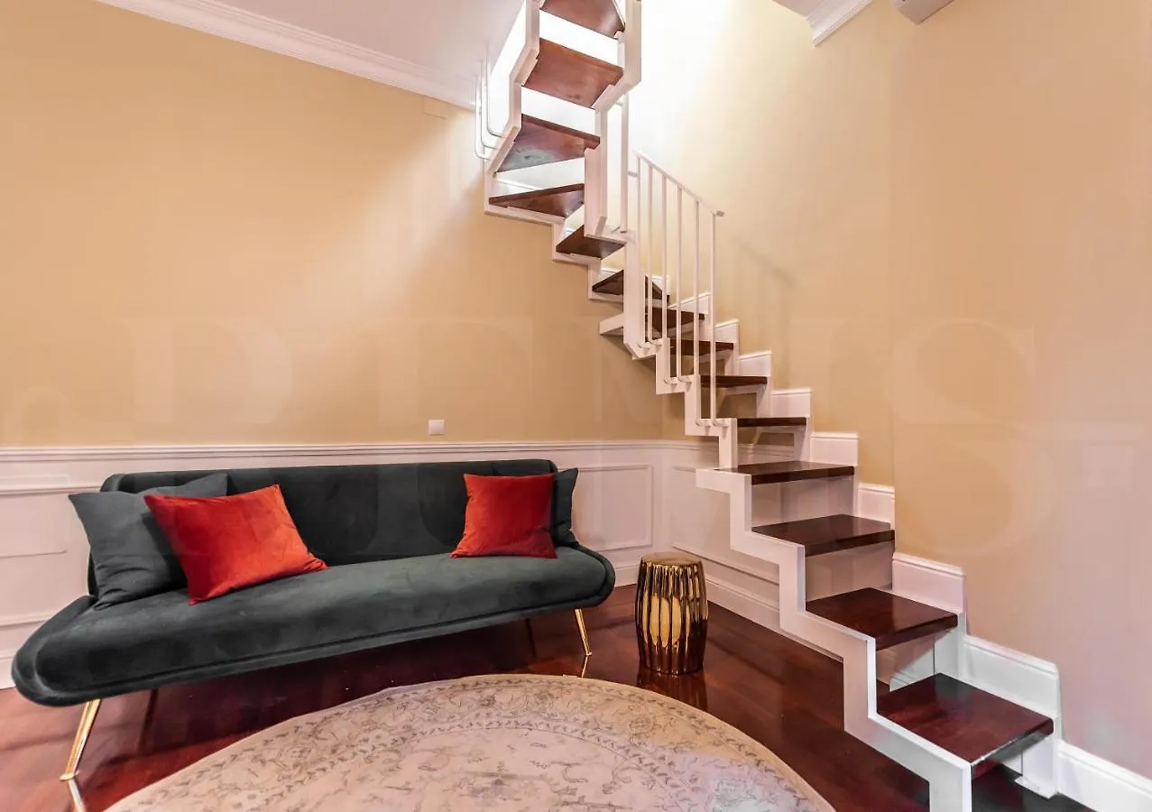 Apartment Duplex With Private Rooftop & View On San Juan Church By Rems Malaga