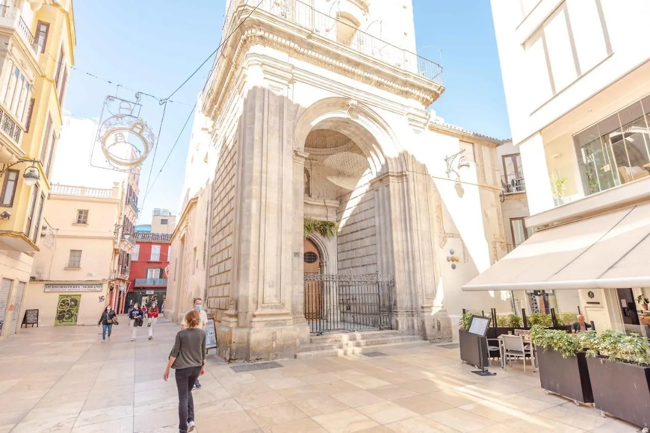 Apartment Duplex With Private Rooftop & View On San Juan Church By Rems Malaga