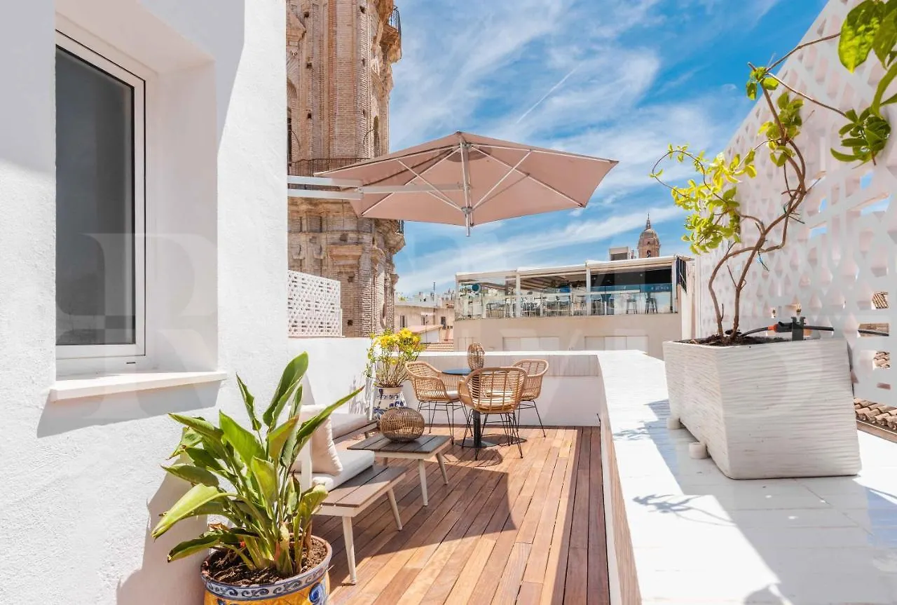 Apartment Duplex With Private Rooftop & View On San Juan Church By Rems Malaga Spain
