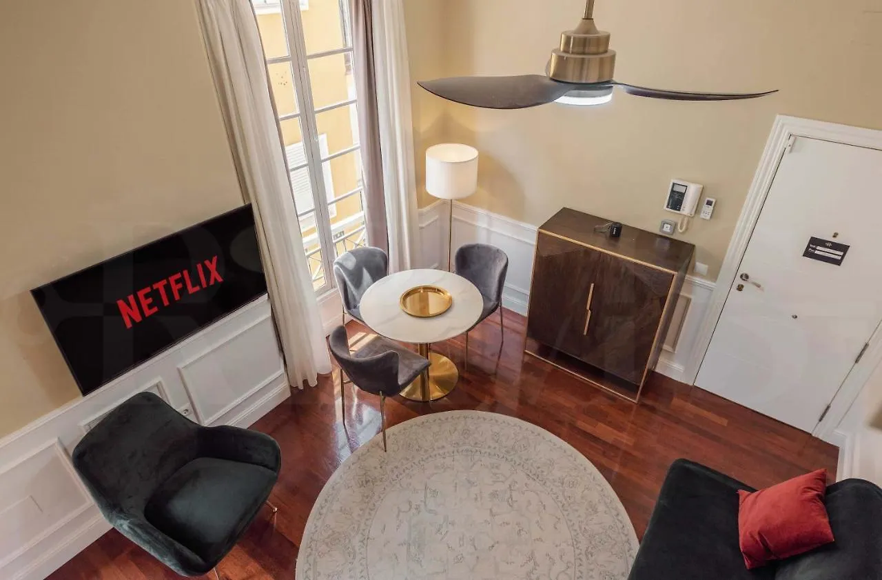 Apartment Duplex With Private Rooftop & View On San Juan Church By Rems Malaga