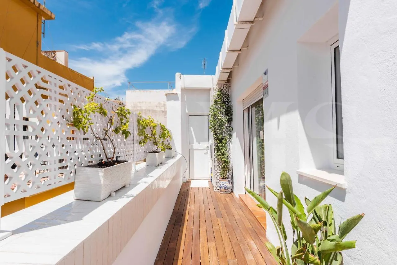Duplex With Private Rooftop & View On San Juan Church By Rems Malaga 0*,